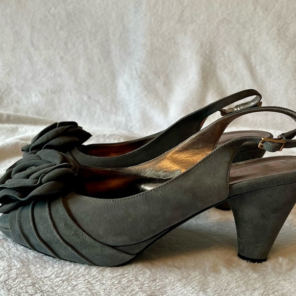 Sacha London LACE Gray Suede Peep Toe Slingback Heels - Picture 5 of 13